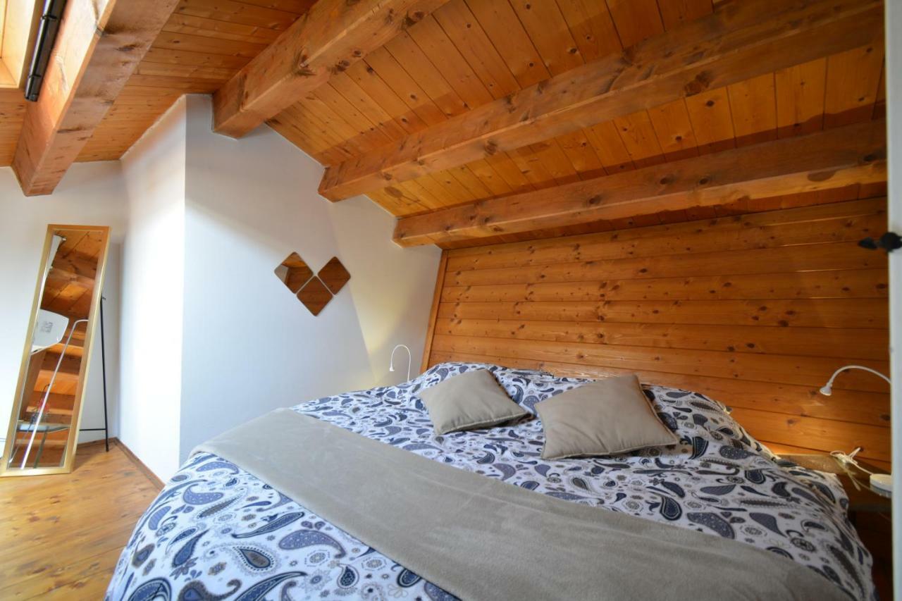 Casa Vacanze Chez La Reine - Holiday Home Vicence Extérieur photo