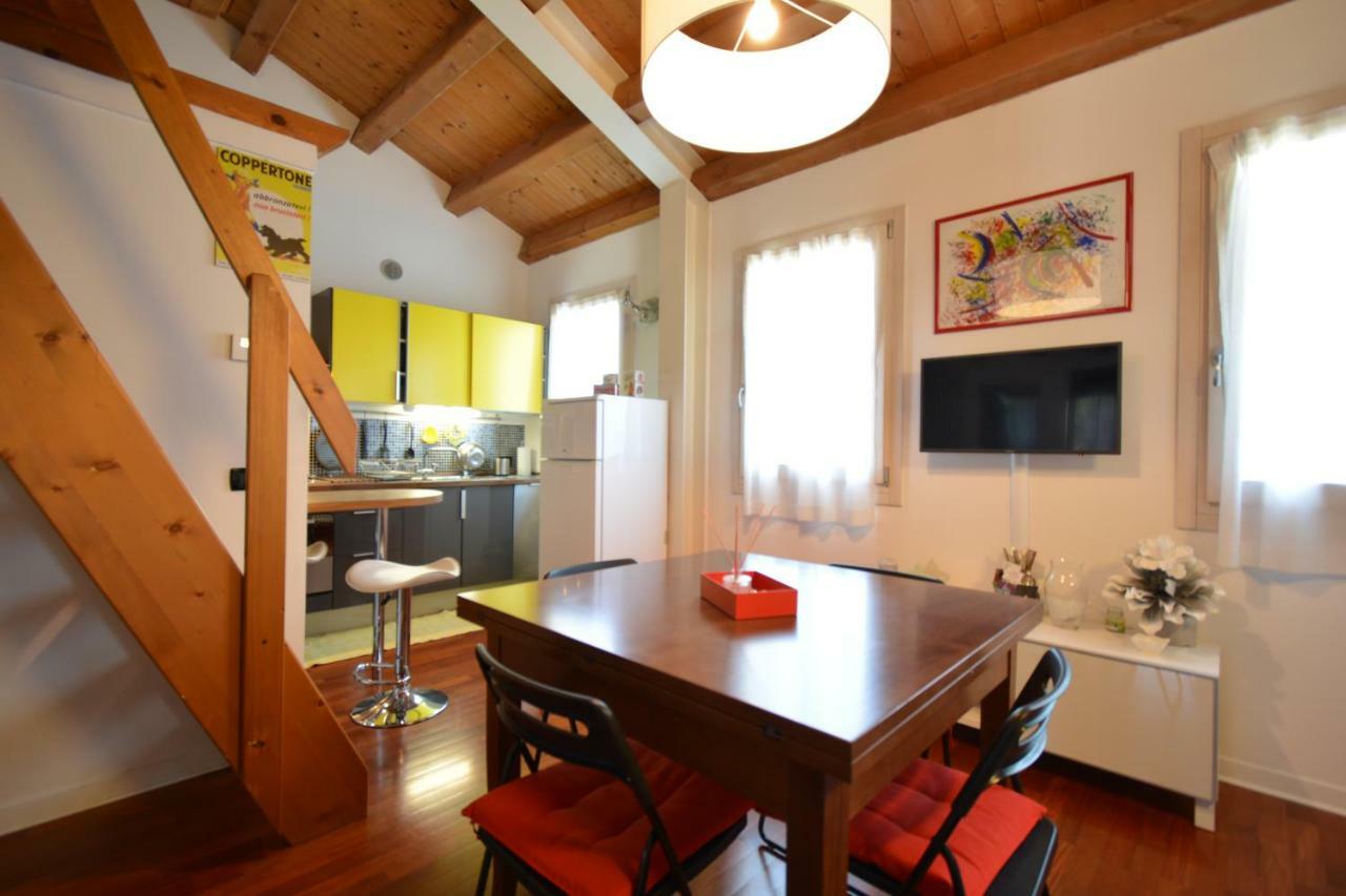Casa Vacanze Chez La Reine - Holiday Home Vicence Extérieur photo