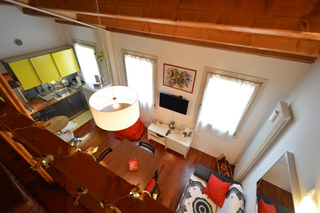 Casa Vacanze Chez La Reine - Holiday Home Vicence Extérieur photo